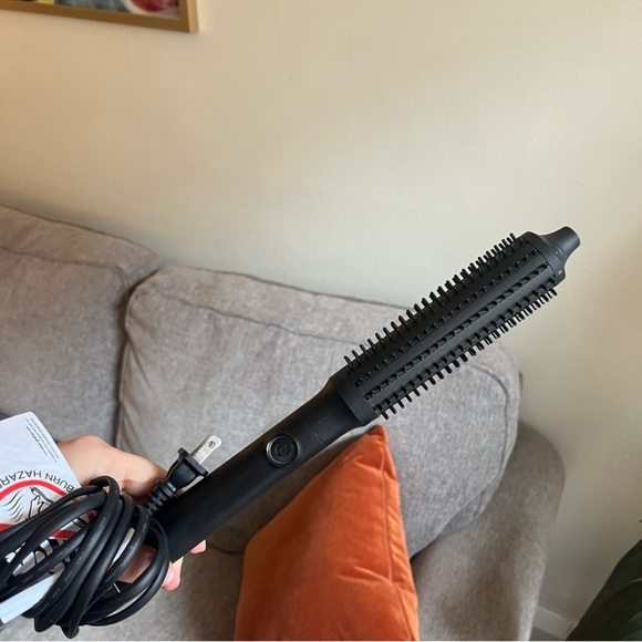 GHD Rise Volumizing Hot Brush - Picture 2 of 3